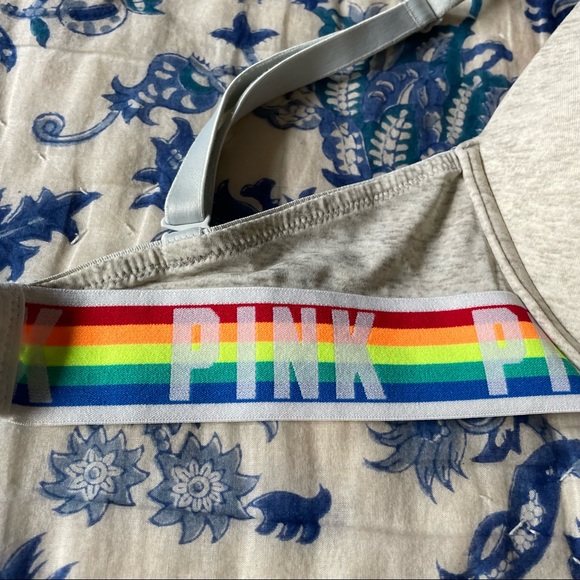 Victoria’s Secret Pink rainbow bra - Picture 4 of 5